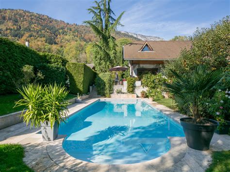 airbnb annecy